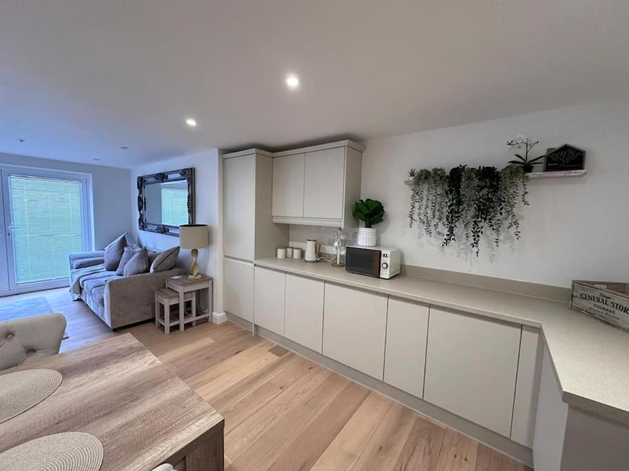 2Bed Ground Floor Flat + Garden Apartment Sunningwell Exterior foto
